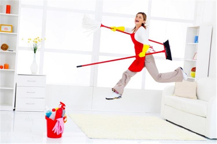 4 خطوات لإنجاز مهمة تنظيف البيت في أقل من ساعتين 