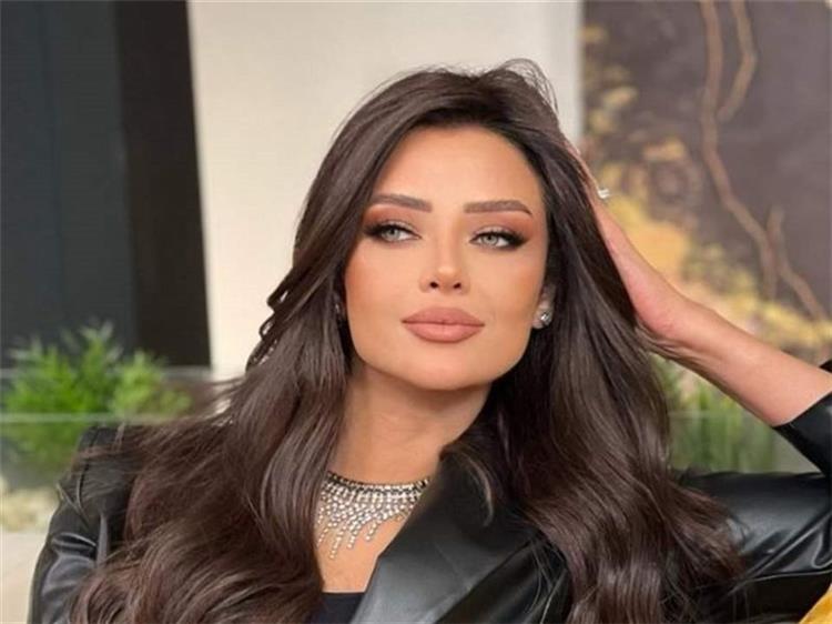 رضوى الشربيني تصف نفسها بـ "أم 44" لهذا السبب.. ما الحكاية؟