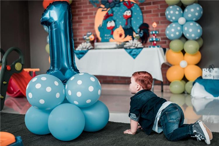 كيفية الاحتفال بأول عيد ميلاد لطفلك