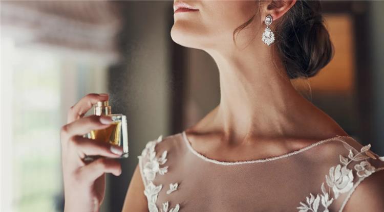 نصائح لتثبيت عطرك يوم زفافك
