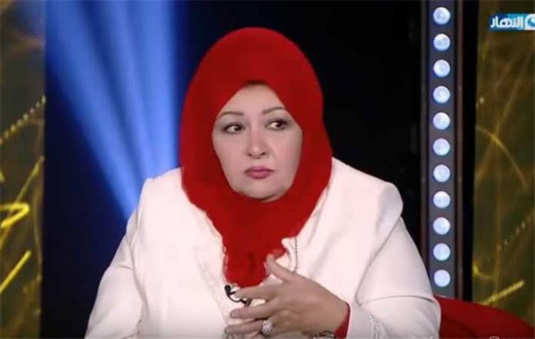عفاف شعيب تنتقد سهير رمزي وشهيرة بعد خلعهم الحجاب بكلمات قاسية