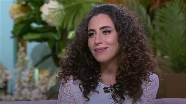 منة القيعي تهاجم إعلامي شهير: "أنت مش محترم وجبان ومنافق"