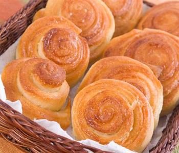 طريقة عمل البريوش الحلو بالخطوات والفيديو