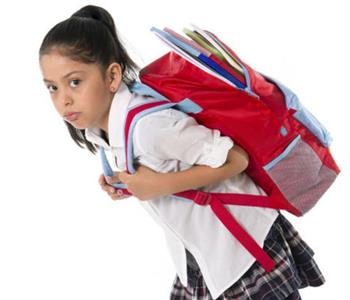 معايير أساسية لاختيار الحقيبة المدرسية الصحية لطفلك‎   ‎