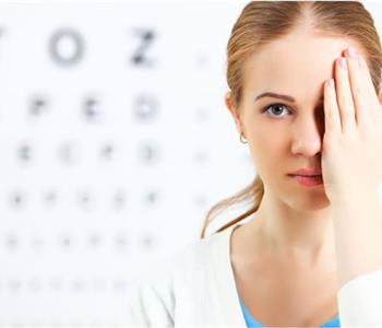 أهم 8 فيتامينات للحفاظ على صحة العين