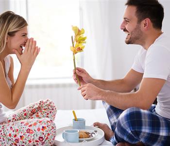 كيف تكون زوج ا أفضل 10 أشياء يفعلها الرجل الجيد دائم ا في الزواج