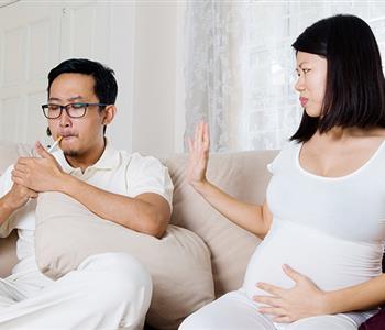 هل تدخين الزوج يؤثر على الحمل؟