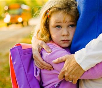 طرق دعم الأطفال عندما يشعرون بالخوف نصائح للآباء