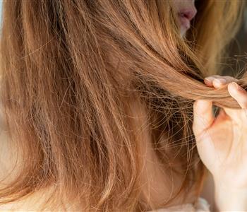 8 أسباب لتقصف الشعر لا تنتبهي لها تجنبيها