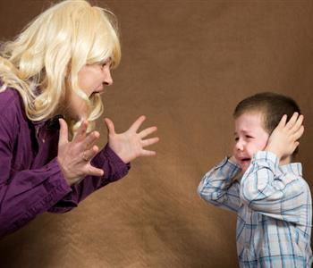 7 نصائح تساعدك للتعامل مع طفلك المشاغب