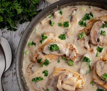 طريقة عمل شوربة دجاج بالوايت صوص والمشروم طعم كريمي فاخر
