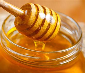 فوائد العسل للشفاء كنز طبيعي