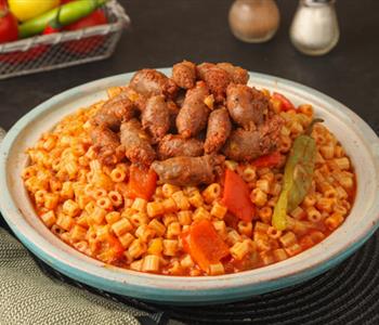 طريقة عمل المبكبكة بالسجق وصفة سريعة وغنية