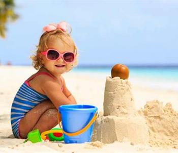 3 زيوت طبيعية لحماية بشرة طفلك من أشعة الشمس الضارة