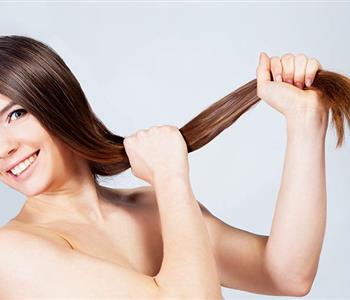 15 طريقة لتطويل الشعر بوسائل طبيعية وسريعة