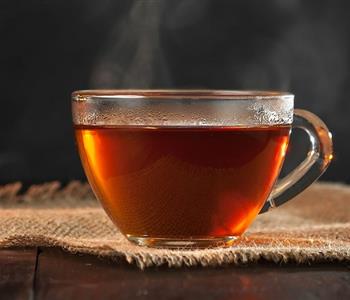 أهم 10 فوائد مثبتة علميا للشاي الأسود