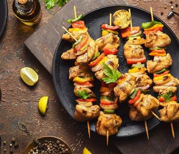 طريقة عمل الشيش طاووق بخطوات سهلة ومذاق شهي
