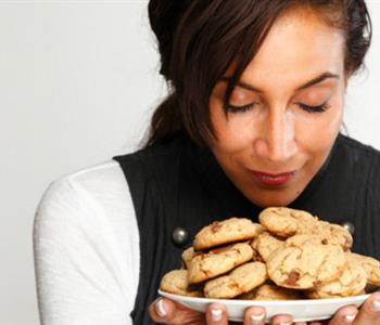 أثر استنشاق رائحة الطعام على زيادة الوزن