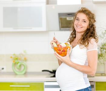 أطعمة لها فوائد لن تتخيليها على جسمك أثناء فترة الحمل