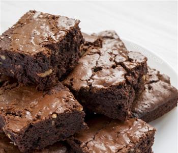 طريقة عمل البراونيز الكيتو الصحية لذيذة وقليلة الكربوهيدرات