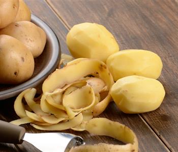 نصائح مجربة لمعرفة الفرق بين ثمار البطاطس الجيدة والسامة بسهولة