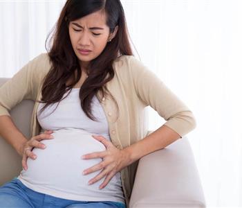 9 علاجات طبيعية من مطبخك لمشكلة الإسهال خلال الحمل