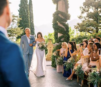 10 نصائح لتقليل قائمة الضيوف لضيق قاعة الزفاف