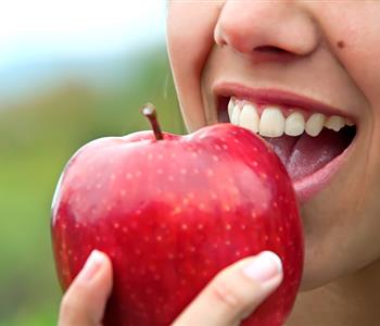 فوائد التفاح المذهلة للصحة والجمال