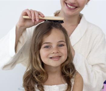 3 وصفات طبيعية مجربة لعلاج شيب الشعر عند الأطفال