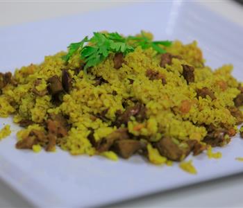 طريقة عمل أرز بالكبدة والقوانص بالخطوات التفصيلية