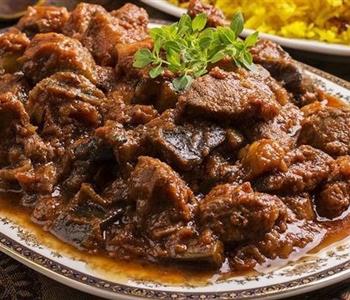 طريقة عمل كباب الحلة بالبصل والكرفس بالخطوات التفصيلية