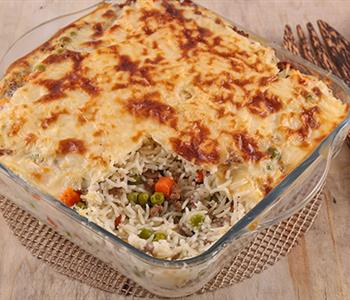 طريقة عمل الأرز البسمتي باللحمة المفرومة والبشاميل خطوة بخطوة