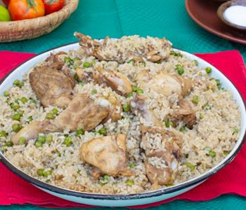 طريقة عمل كبسة الدجاج بالبسلة والأرز وجبة متكاملة