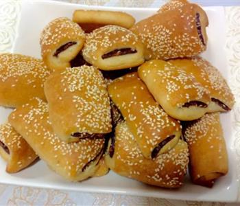 طريقة عمل المنين بالعجوة على أصوله