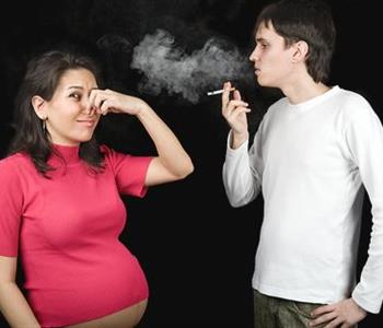 أضرار التدخين السلبي على الحامل
