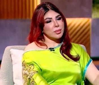 غادة إبراهيم تدافع عن هند صبري بعد الهجوم عليها أذكى من أن تقع في مأزق زي كده