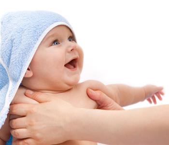 5 طرق للحفاظ على بشرة طفلك من الجفاف