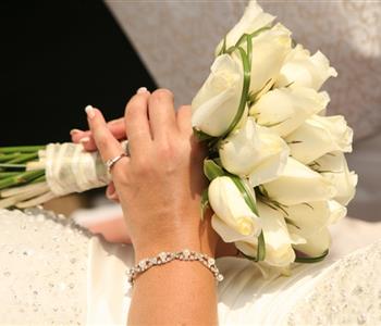 8 نصائح لاختيار بوكيه ورد مميز لحفل الزفاف